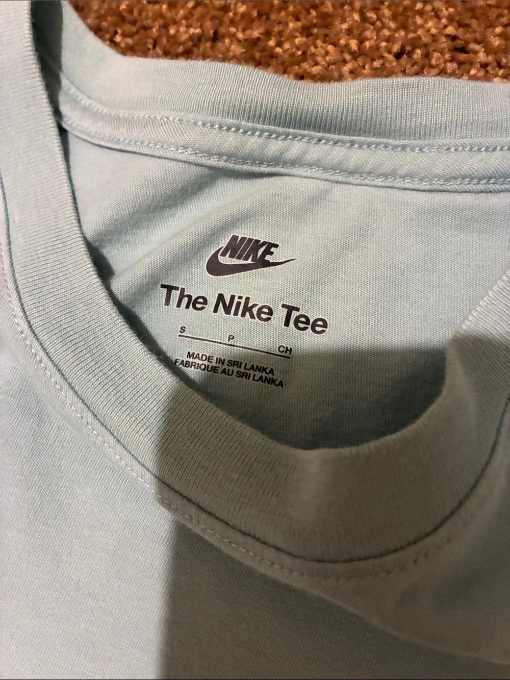 NIKE. Men’s Short-Sleeve Crew Tees - Light Green  & Light Brown. Size S. EUC